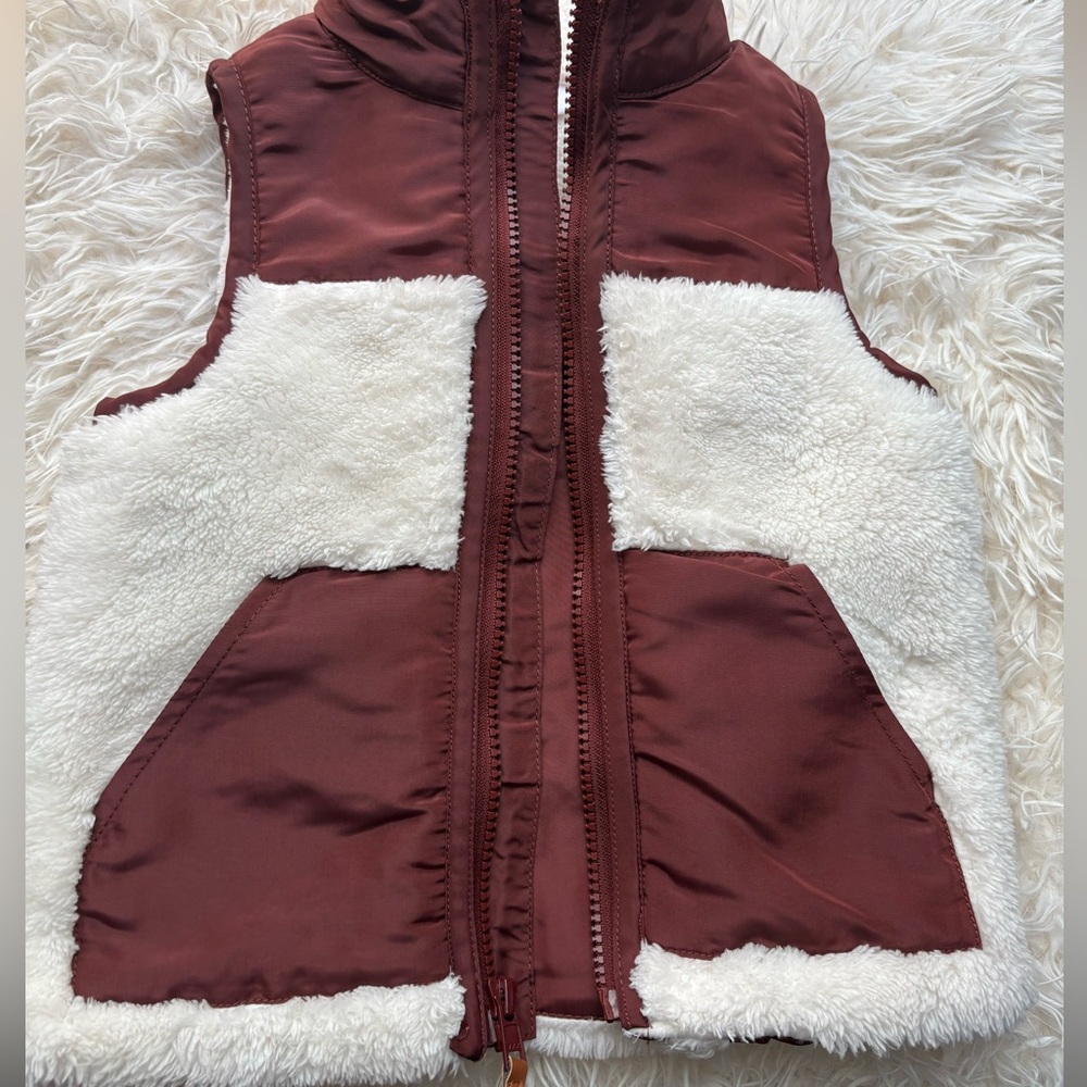Tommy Bahama Cream and Brown Fleece Vest